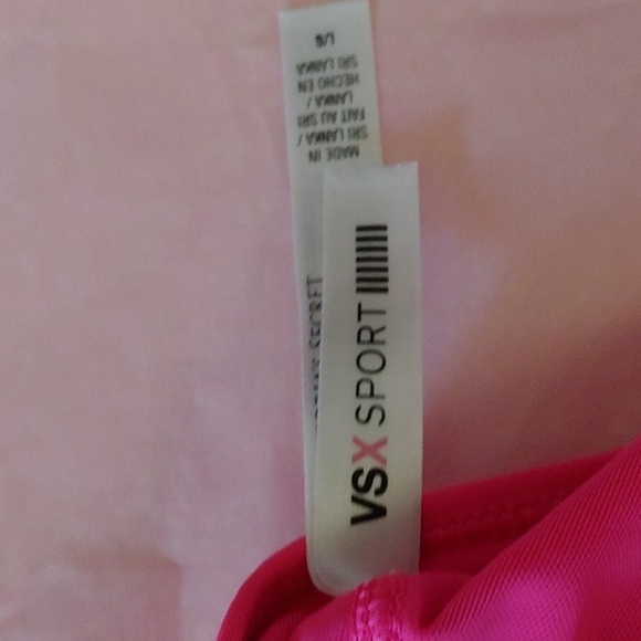 VS Sports Bra Fluorescent Pink Workout Bra VSX Sport Bra VS Hot Pink Top VS Top - Picture 4 of 6